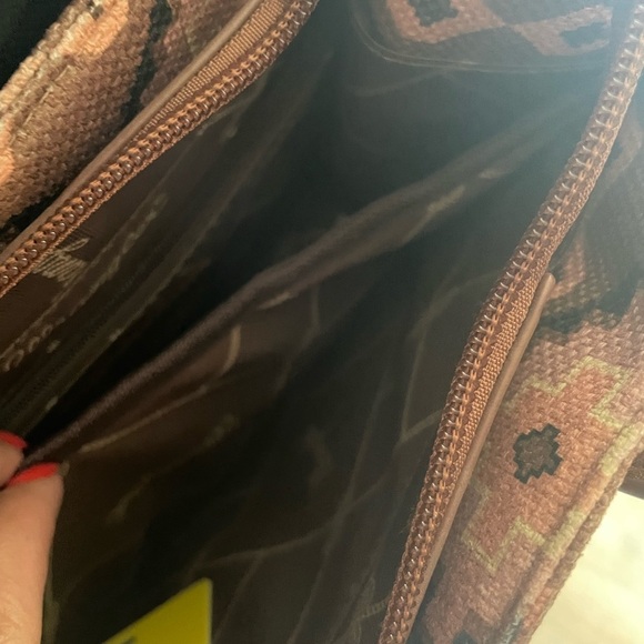 Wrangler Aztec Print Tote Bag - Brown & pink - Picture 4 of 14